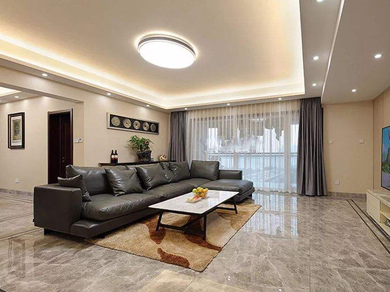 老師傅說：吸頂燈安裝打眼有技巧，鋁扣板吸頂燈好看不好修